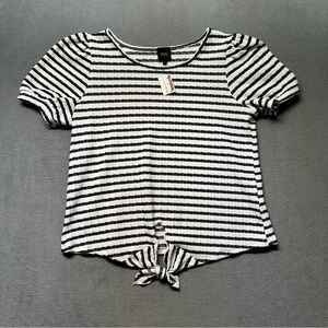 W5 Womens Large Shirt White & Black Striped Tie Front Short Sleeve Knit NWT